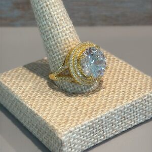 Giani Bernini 18K Gold Plated Sterling Silver Cubic Zirconia Pave Halo Ring 7